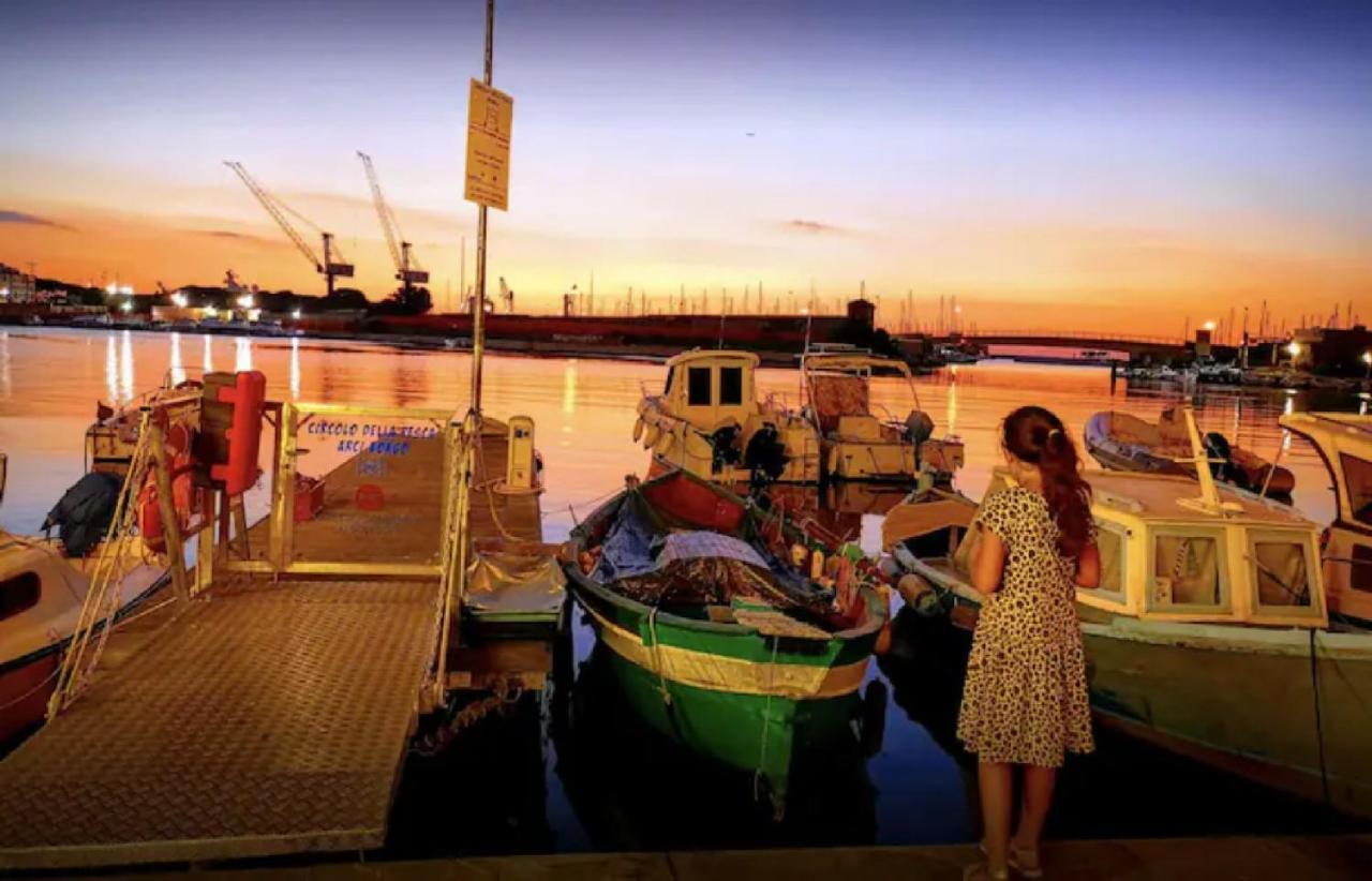 Ferienwohnung Casamieli, Nuovo, Vicino Al Porto Al Mare E Al Centro Livorno Exterior foto